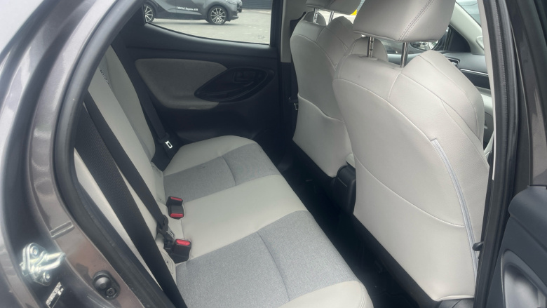 Toyota Yaris 1.5 Hybrid Excel 5dr CVT Hybrid Hatchback